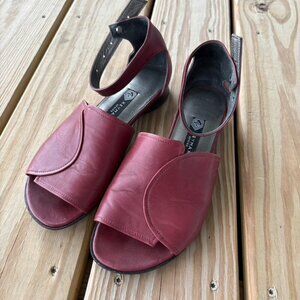 ** Keyman Design Leather Maroon kitten heel sandals 38